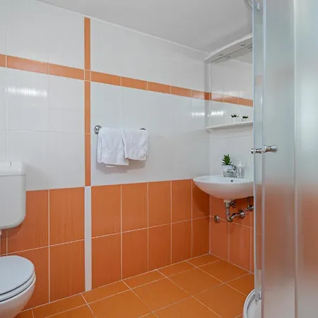 Guest house For Short Rabac